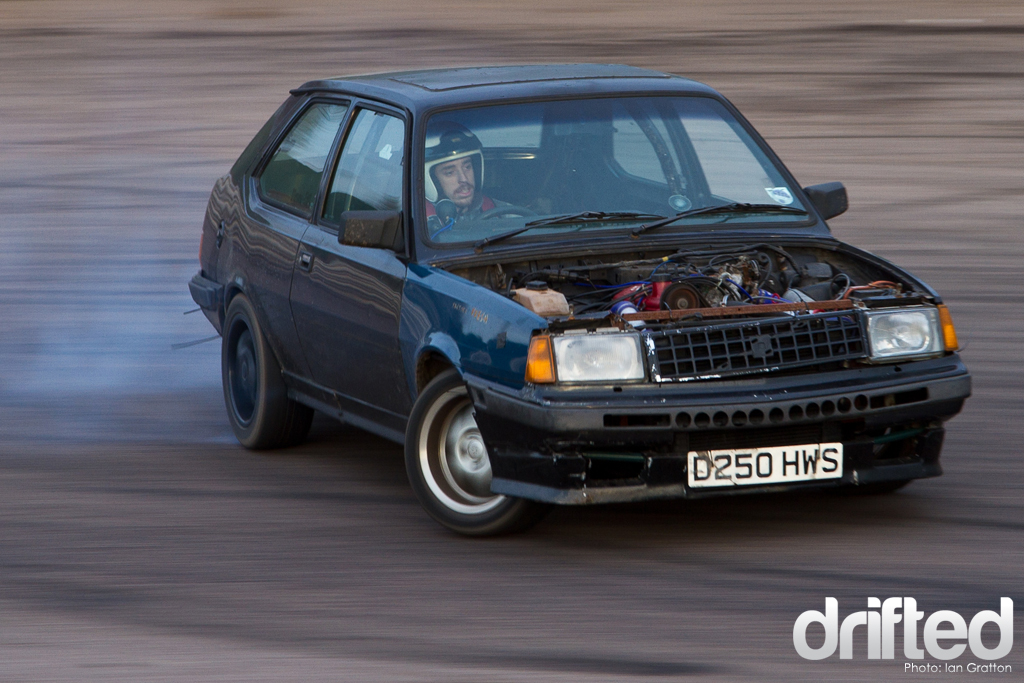 Oscar Gile's Volvo 360 really impressed. This car has the added punch of a 