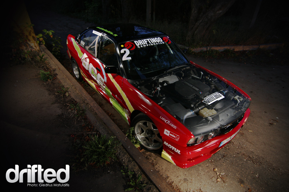 E30 bmw weight reduction #4