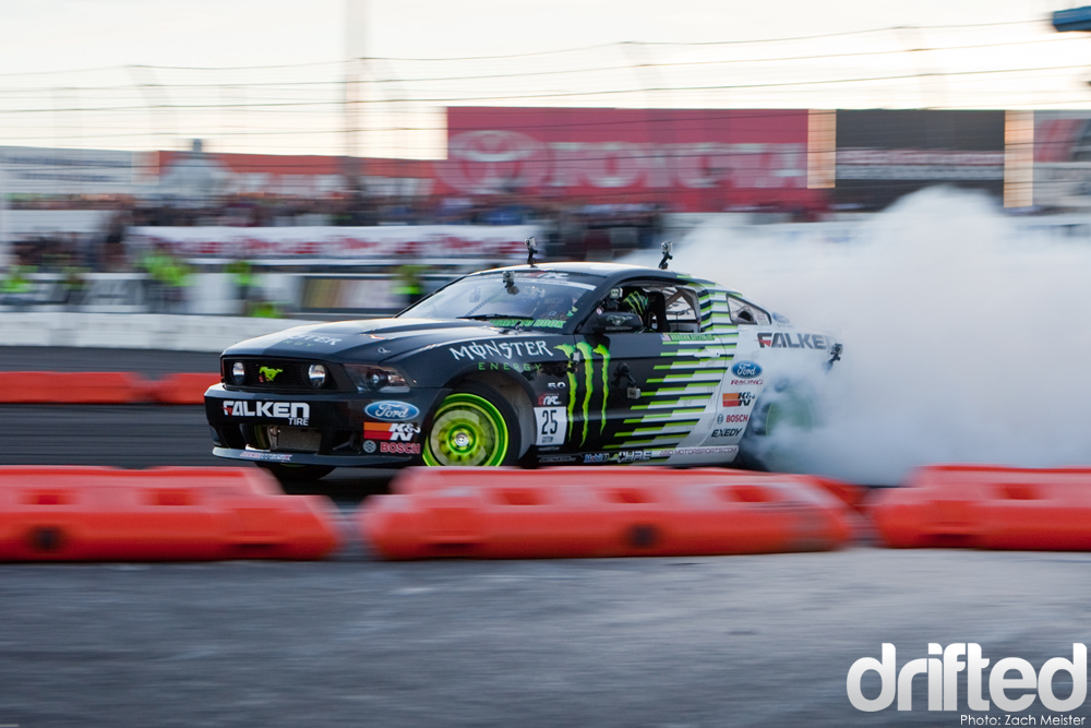 EVENT: Formula Drift Round 7 - Toyota Speedway IRWINDALE, CA - Image 33