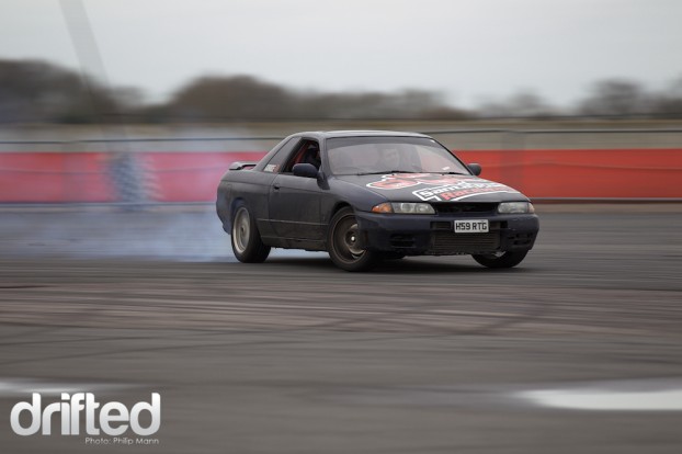 Lex drifting his Nissan R32 at Santa Pod