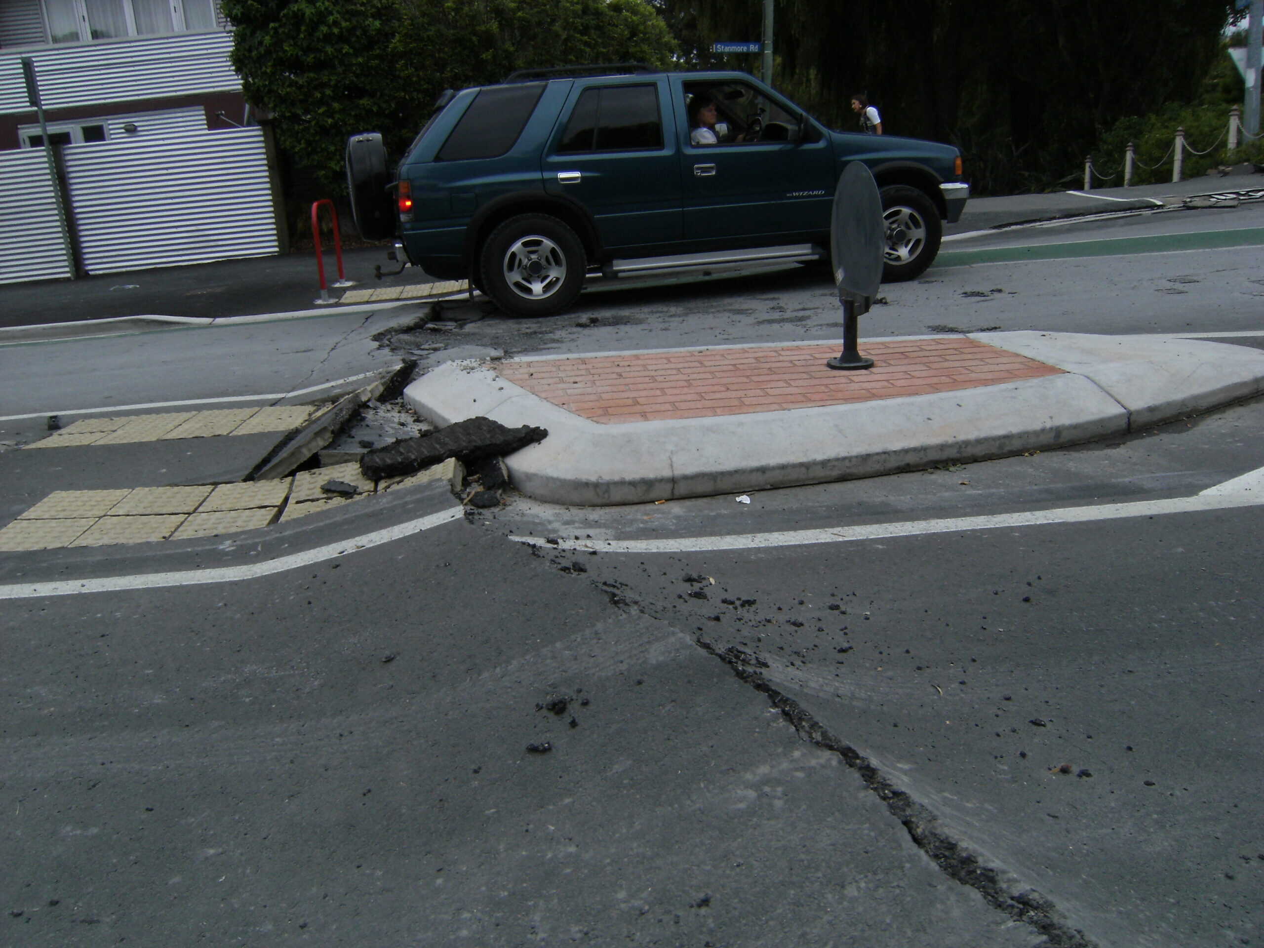 DRIVER BLOG: Earthquakes, Drifting and Explosions..... - Image 60