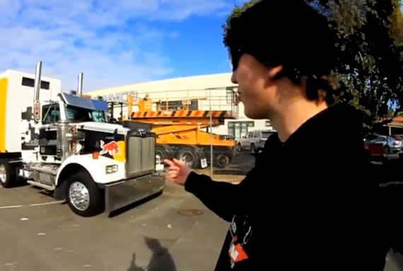 DRIFTING VIDEO: DriftSquid catches up with MadMike in NZ