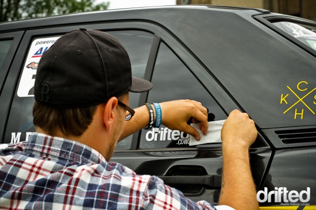 Markus, the organiser of the "CHKS" show tagged the car with stickers of his favorite blog