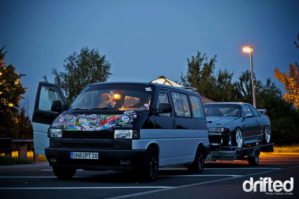 EVENT: XS Carnight Drift Demo - Image The exterieur of the"bangbus"