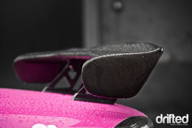 Modified to match the german law: the carbon fibre wing