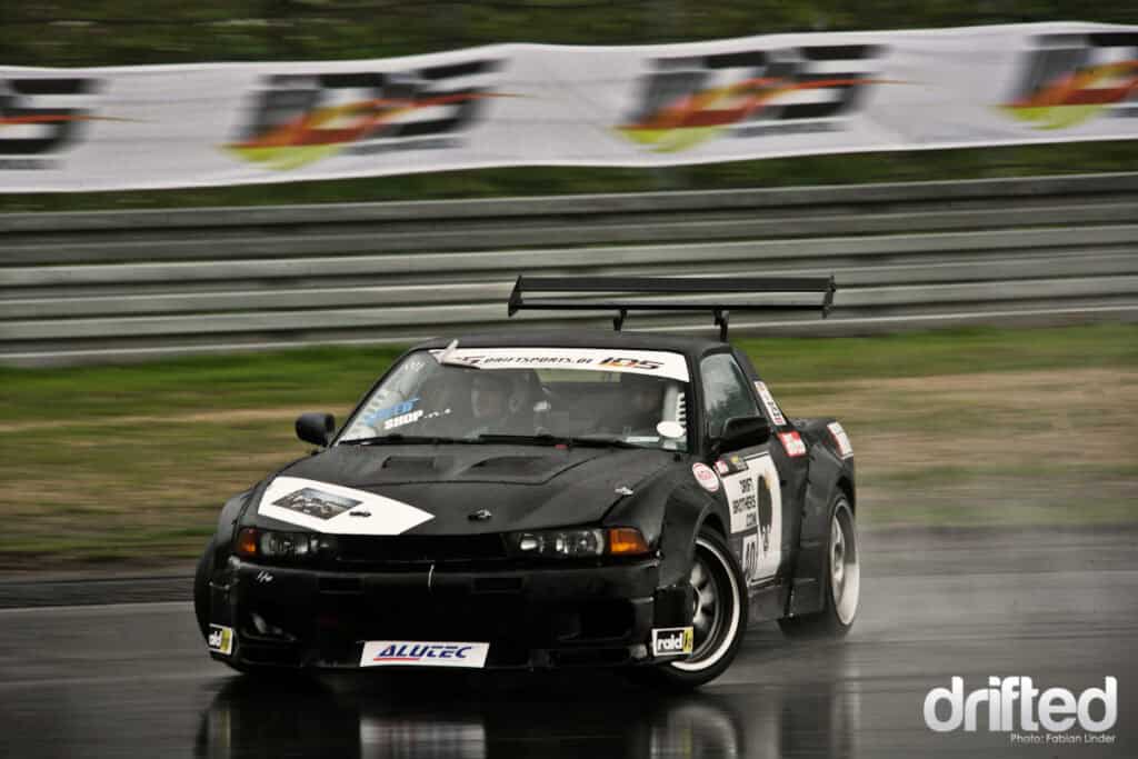 Back to live: The Driftbrothers had a massive crash with their"Dark-White" in Hockenheim, the hole drifint community helped to get the boys&acute; toy back on the street. Now they are looking for sponsors to improve their car.