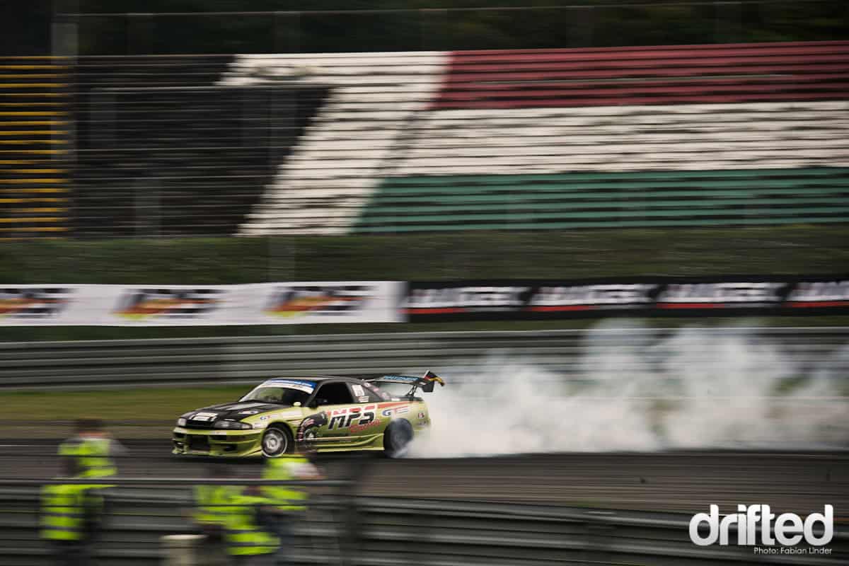 EVENT: IDS Round 5: The Ring: Part II - Image Pro driver Rene Portz in his R33
