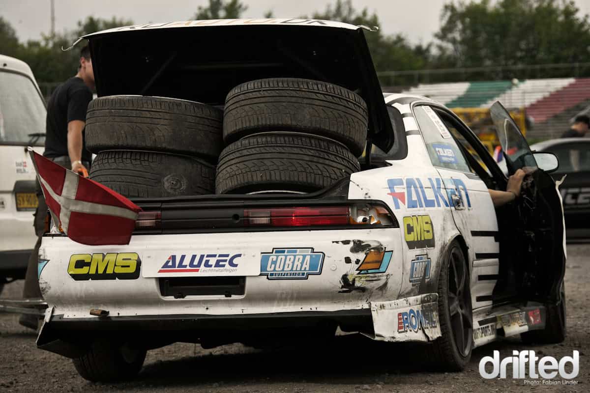 EVENT: IDS Round 5: The Ring: Part II - Image Falken driver Niels Becker preparing his monster for the race