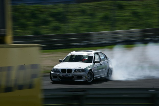 The favorite in the street class: Markus "the drifthunter" Müller in his E46 330i