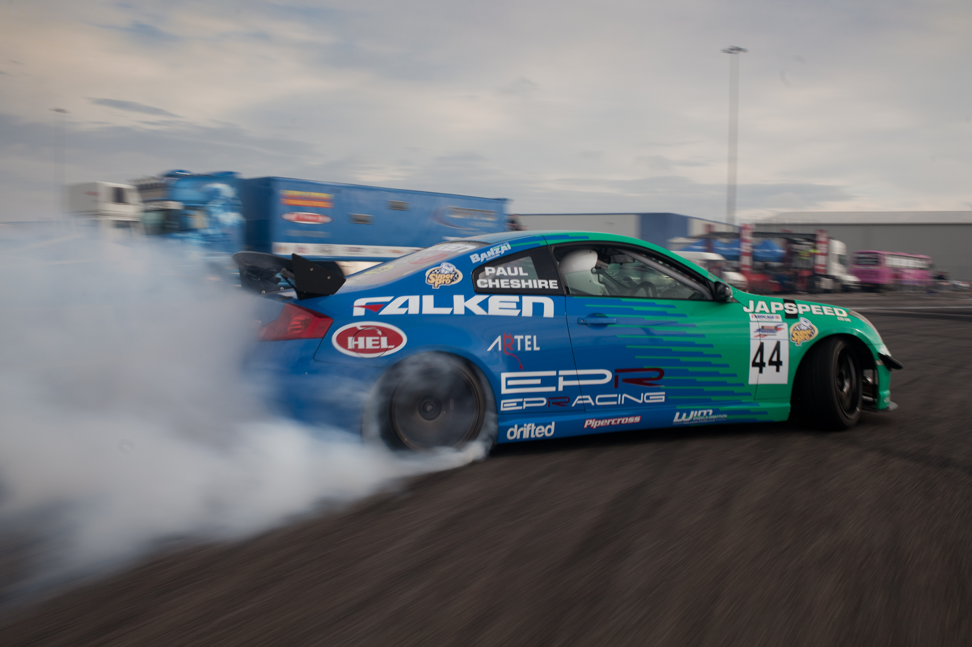 Дрифт Falken