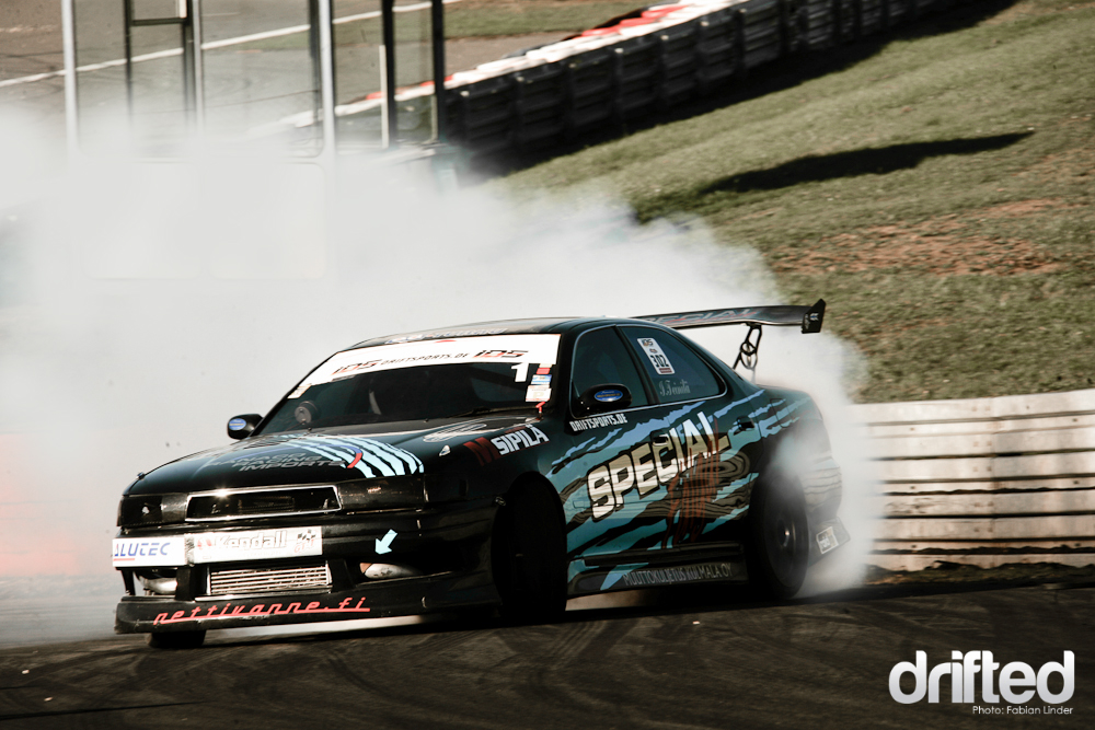 Ismo Teinilä has a Toyota Cresta with a almighty 2JZ under the bonnet
