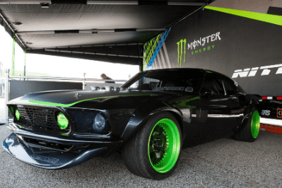 BEHIND THE SCENES: Stickers, Fans, Sparks and More From FD ATL 2013