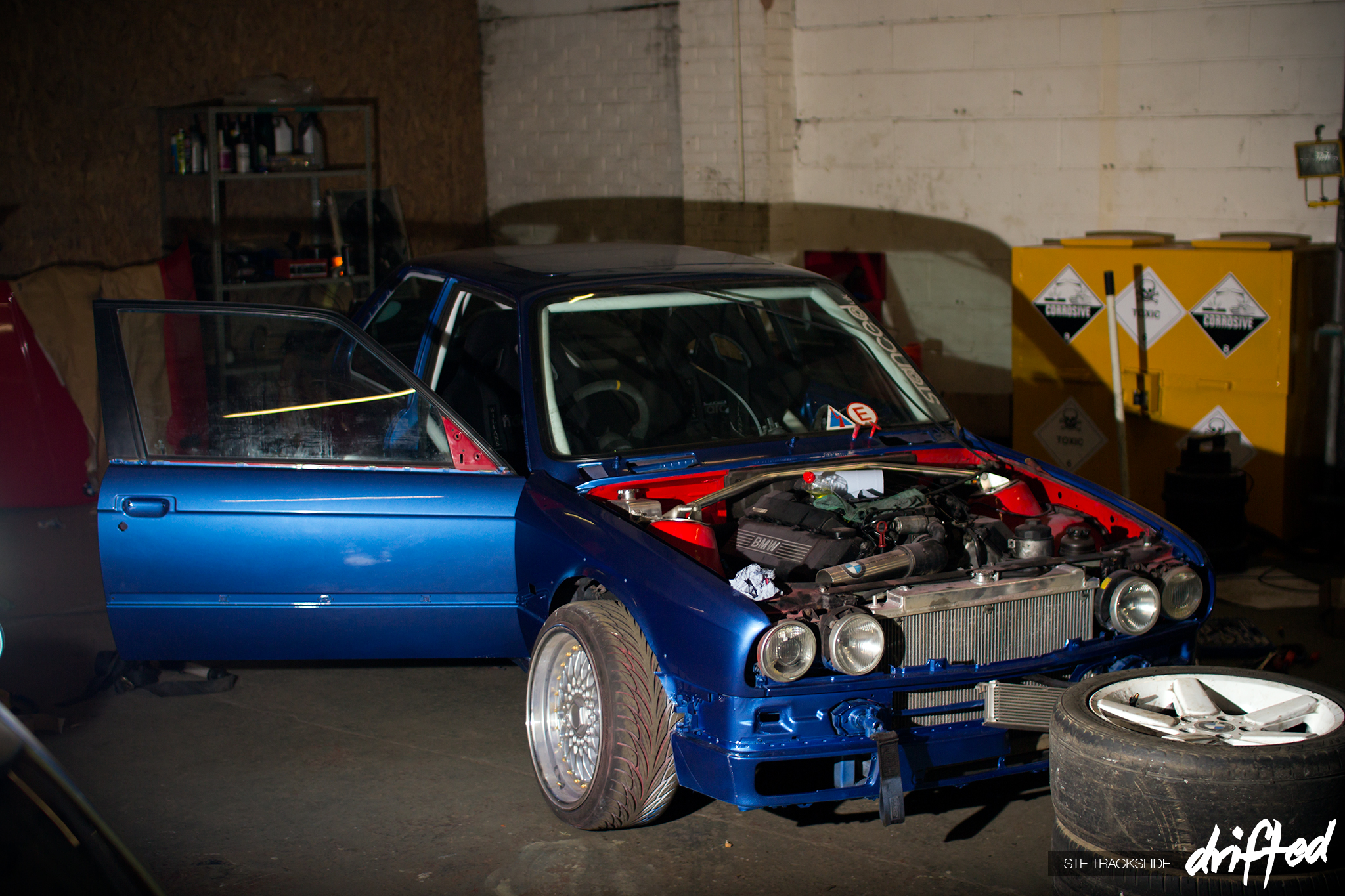 DRIFT CAR: Progression – Darren Rickaby’s V8 E30 | Drifted.com