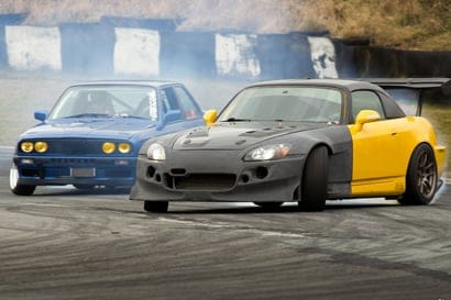 Carbon S2K vs V8 E30 Wallpaper