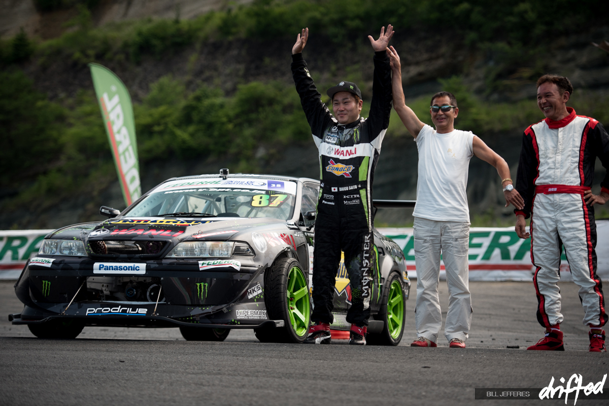 Keiichi Tsuchiya - drift king - awarding winning drift trophy