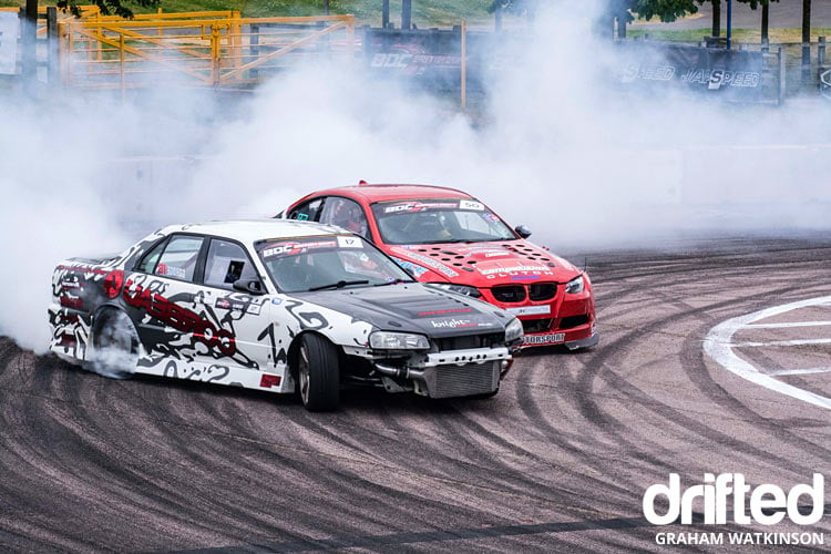 r34 skyline vs bmw e92 twin drift