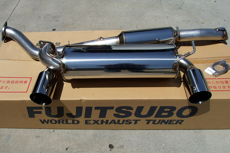 Fujitsubo Legalis-R 350z exhaust