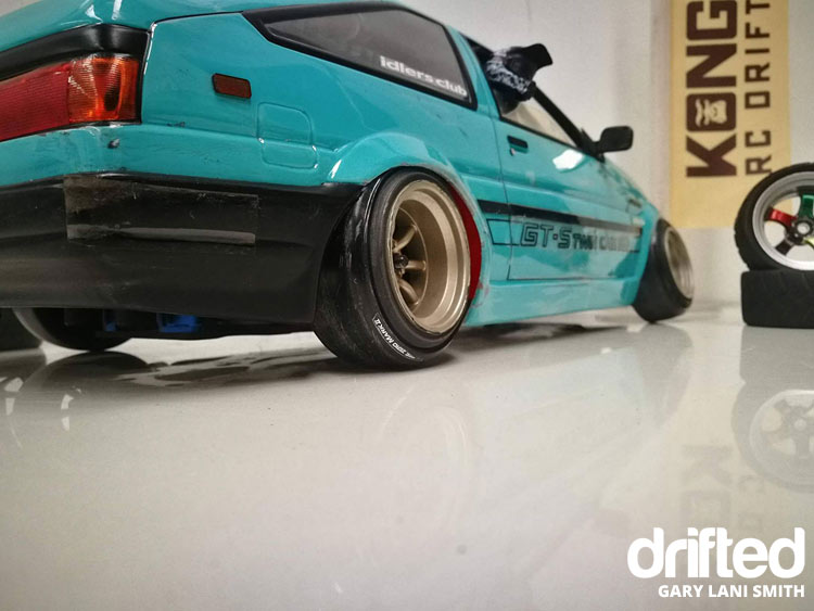 rc drift car ae86 rear wheel detail