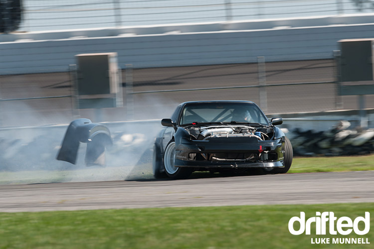 nissan 240sx s13 drifting