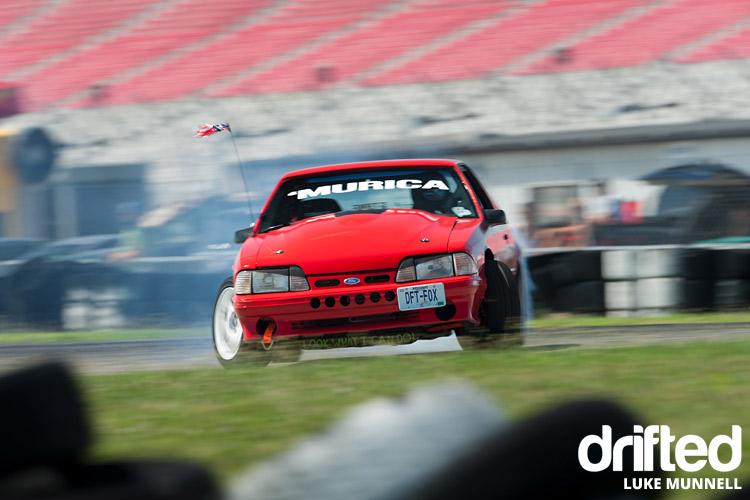 street-driven-tours-2017-st-louis-red-mustang-drift