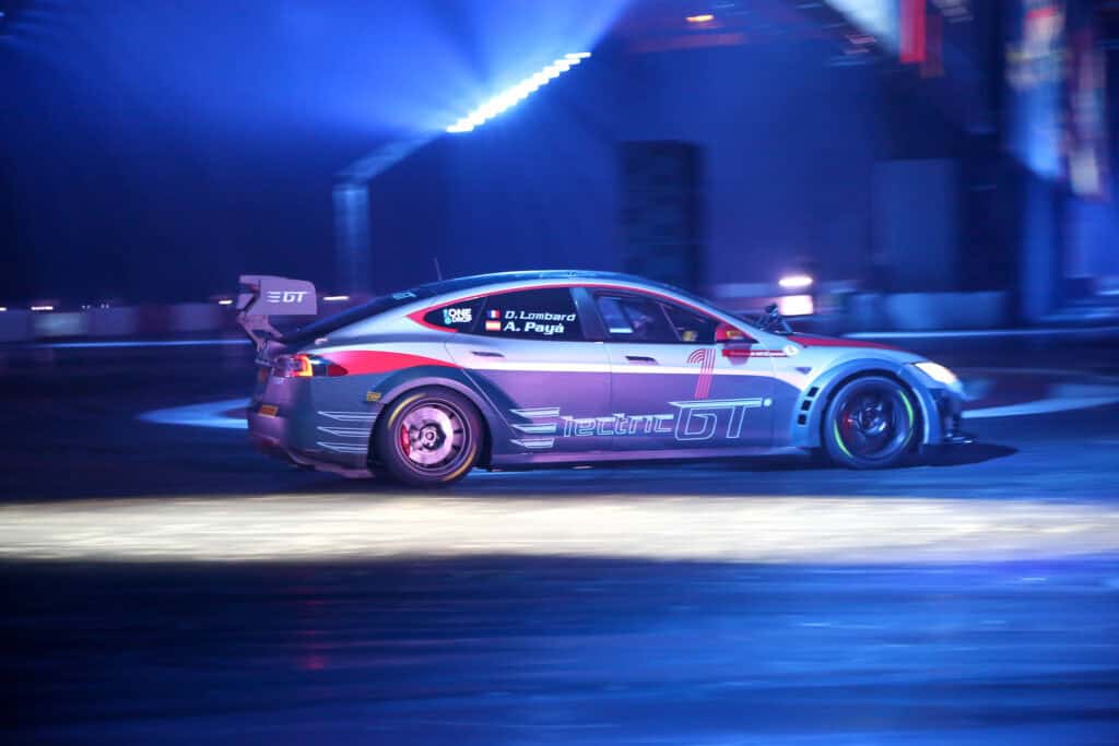 Top Careers in the Auto & Drifting Industry That Don&rsquo;t Require Driving Skills - Image 2