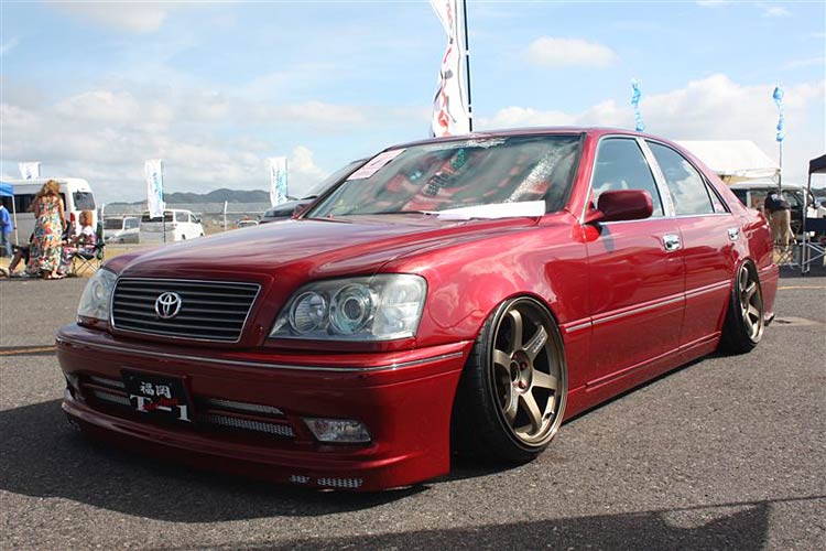 toyota crown volk te37