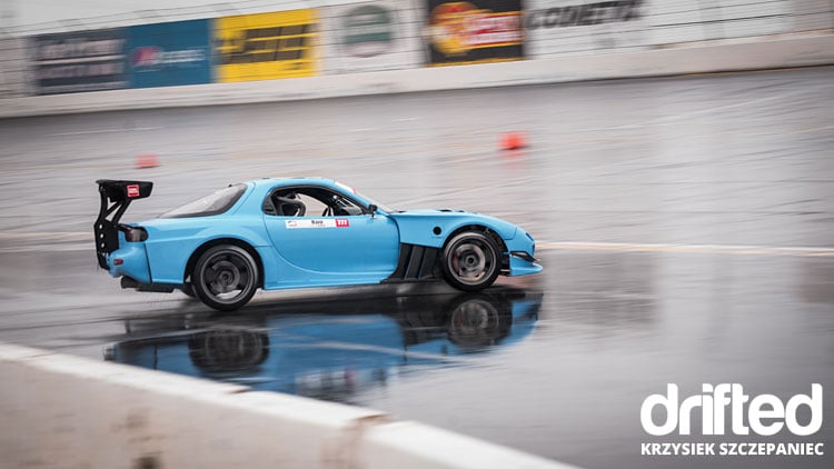 blue mazda rx7 fd3s