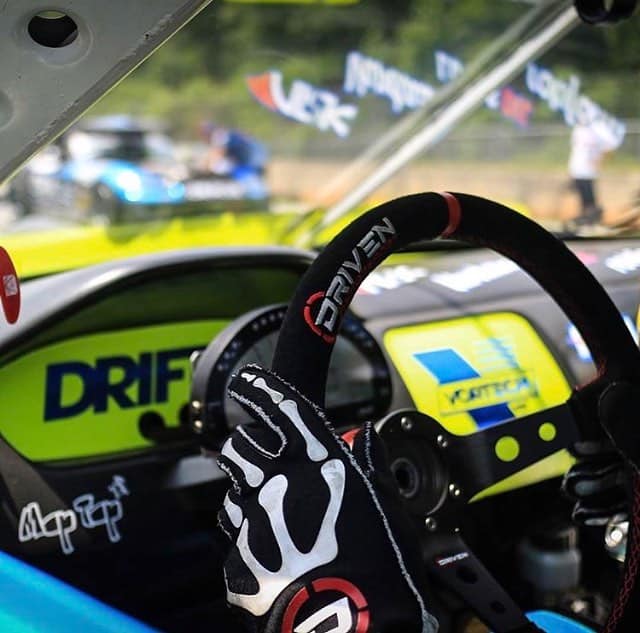 Ultimate Racing Steering Wheel Guide