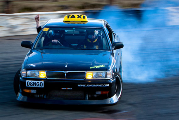 Tips To Save Money On Taxi Insurance In 2020