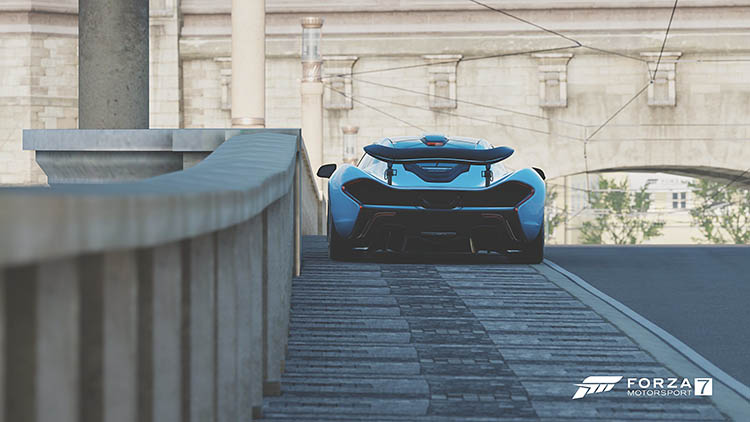 mclaren rear booty shot