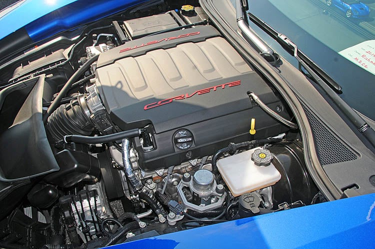 lt1 6.2 stingray 2014 engine bay