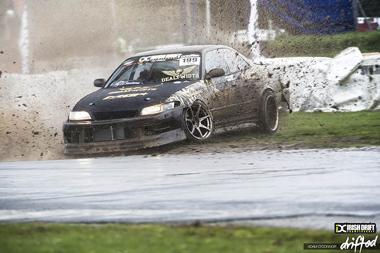 toyota jzx90 chaser crash mud