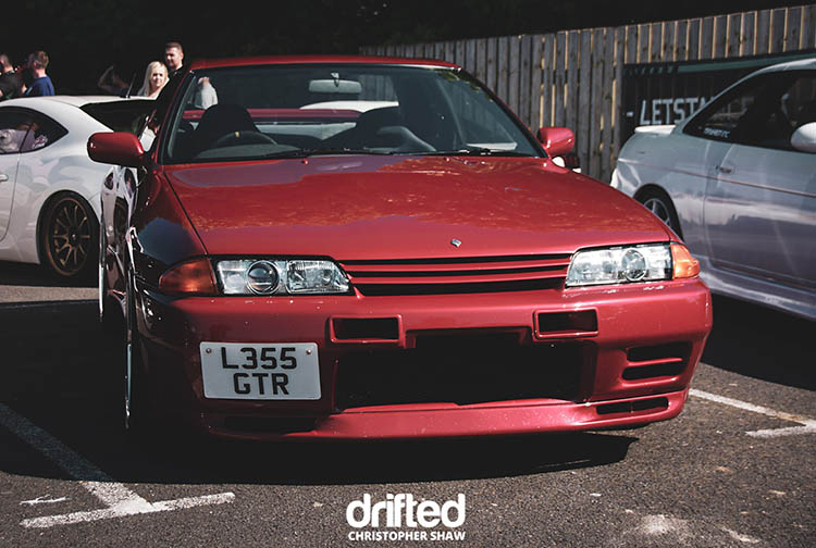 red nissan skyline r32 stance letstance uk