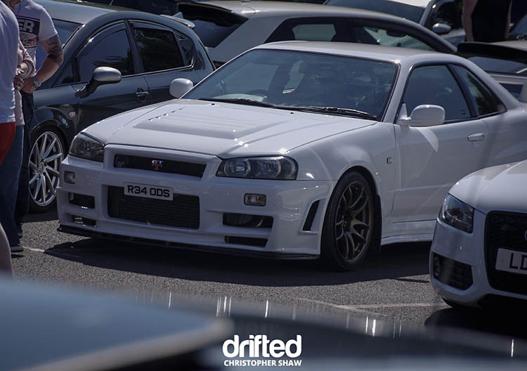 white nissan skyline r34 gtr work kiwami stance letstance uk