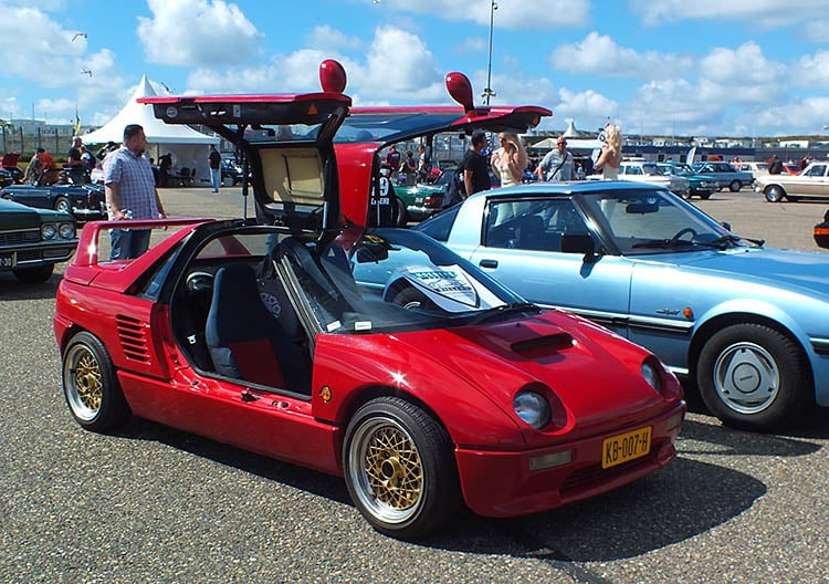 autozam az1 gullwing doors