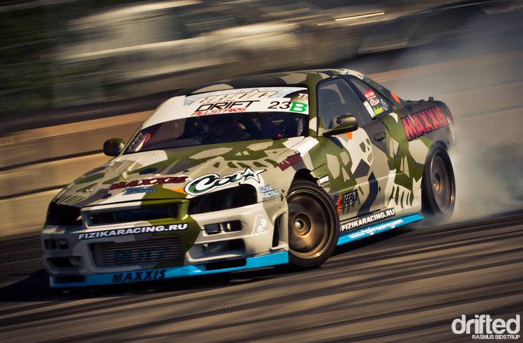 camo gtr r34