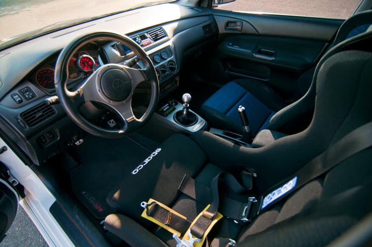 mr variant interior evo 8