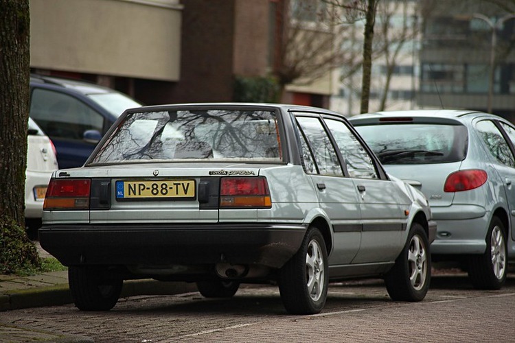 corolla 1988 crazy cheap cars