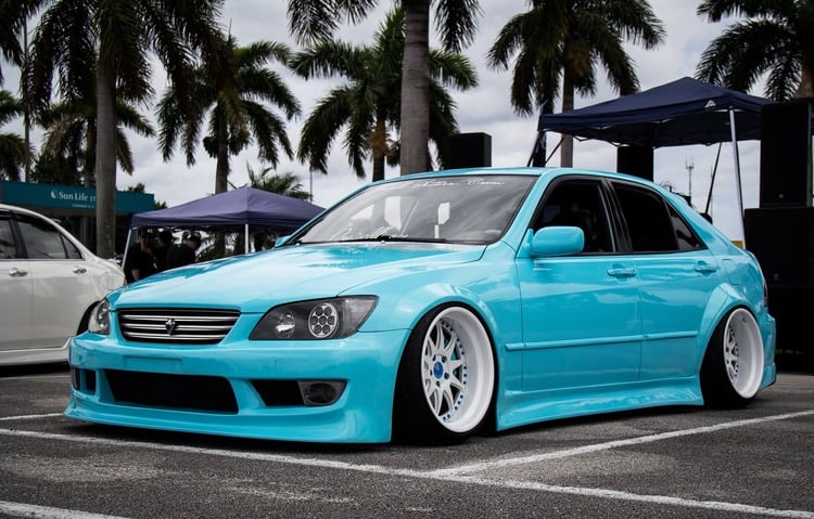 Is 300 Jdm 