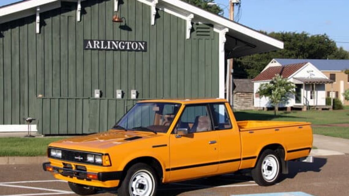 thumbnail-datsun-truck-