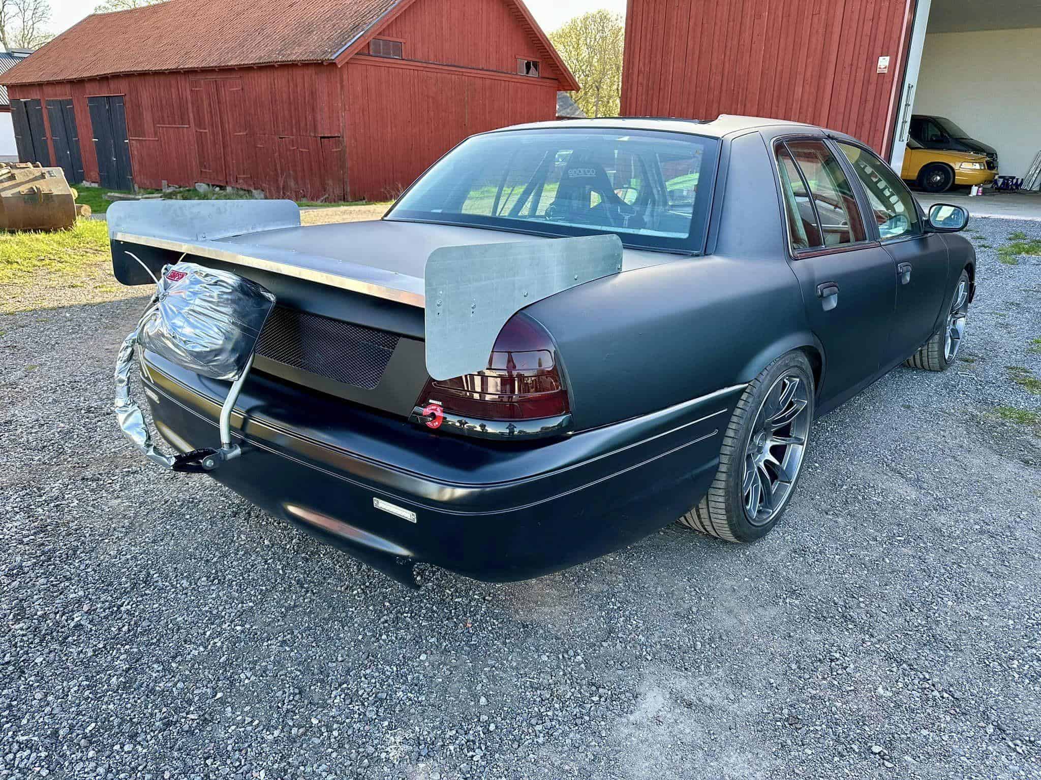This 27-liter Twin-Turbo Crown Vic Is The Definition Of Madness - Image This 27-liter Twin-Turbo Crown Vic Is The Definition Of Madness - Image 11