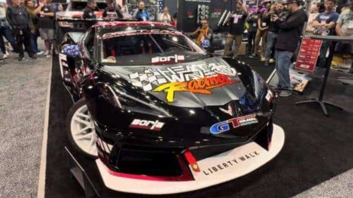 Matt Field Unveils World's First Manual C8 Corvette At SEMA Show