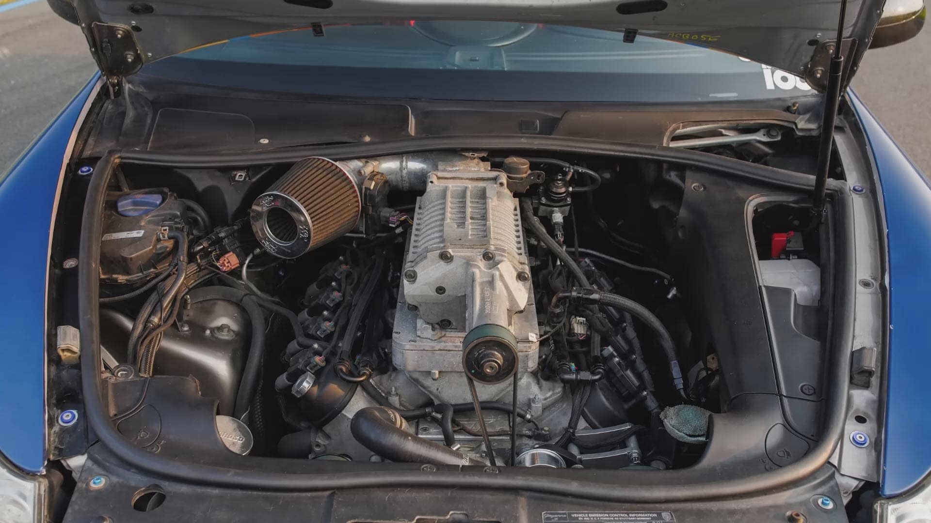 This LS-Swapped Porsche Cayenne Is The Best Thing You'll See Today - Image This LS-Swapped Porsche Cayenne Is The Best Thing You'll See Today - Image 10