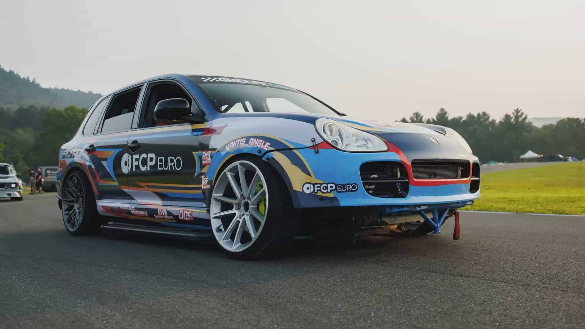 This LS-Swapped Porsche Cayenne Is The Best Thing You'll See Today - Image This LS-Swapped Porsche Cayenne Is The Best Thing You'll See Today - Image 11
