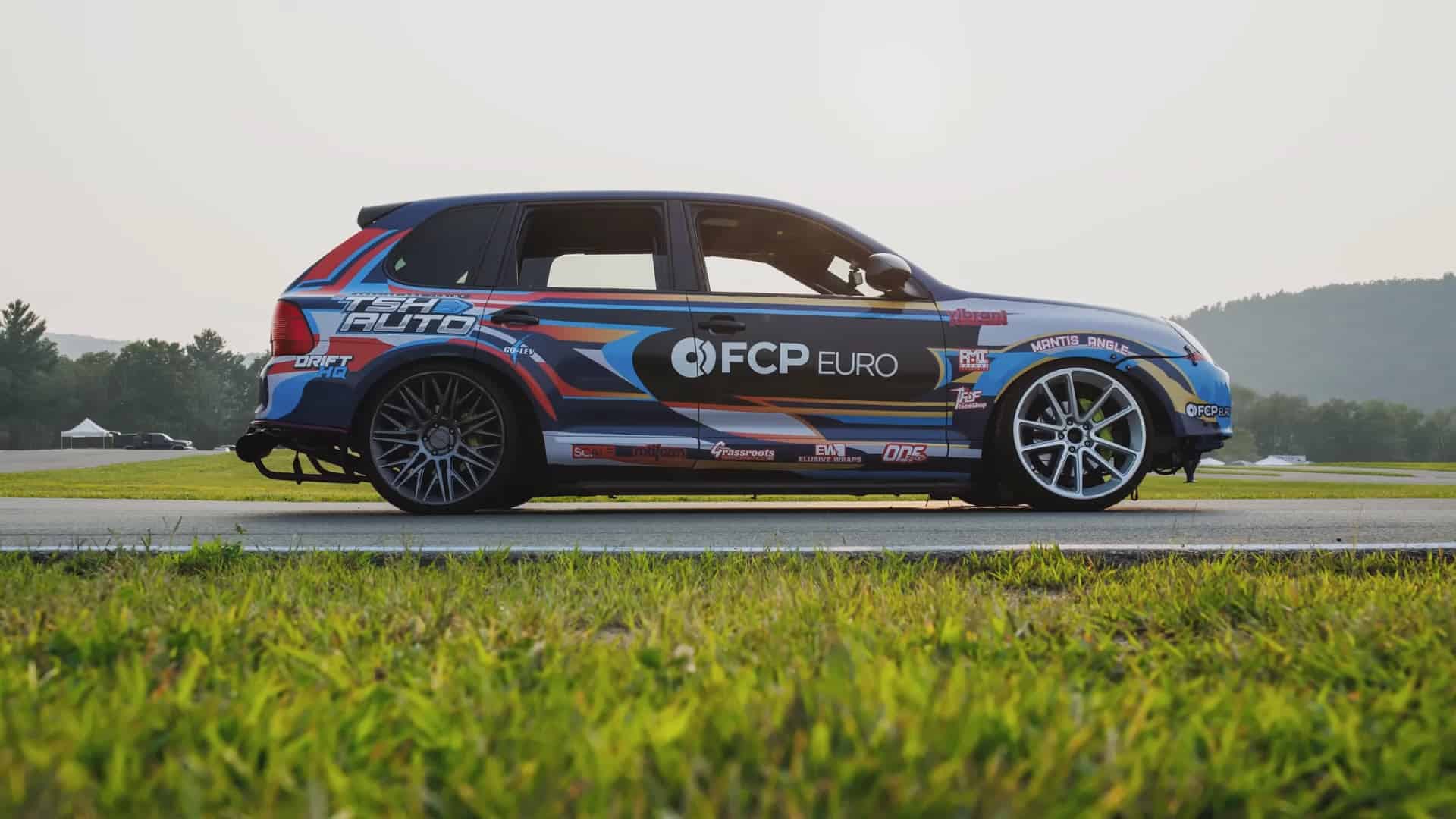 This LS-Swapped Porsche Cayenne Is The Best Thing You'll See Today - Image This LS-Swapped Porsche Cayenne Is The Best Thing You'll See Today - Image 12