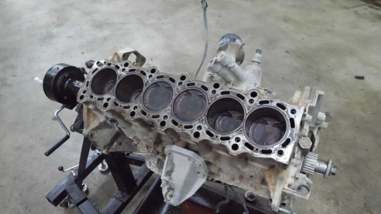 You Won't Believe How This 2JZ Looks After More Than 400,000 Miles - Image You Won't Believe How This 2JZ Looks After More Than 400,000 Miles - Image 7
