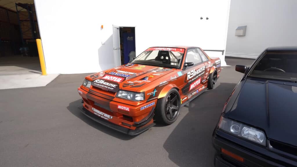 This Crazy Skyline Graveyard Has More R31s Than You Knew Existed - Image 20