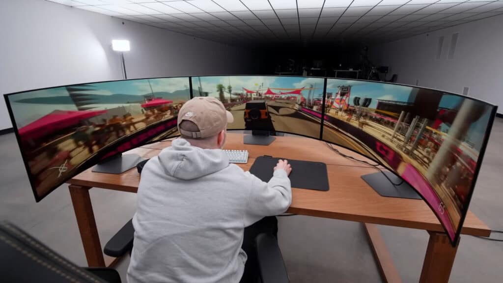 Are The Latest Monitors Better Than VR Headsets For Drifting Games? - Image 11