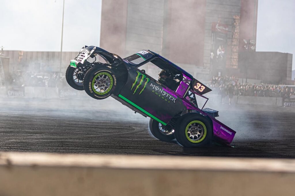 Wheelie-Poppin' Mini Nearly Has A Disastrous Crash At LZ World Tour - Image Wheelie-Poppin' Mini Nearly Has A Disastrous Crash At LZ World Tour - Image 6