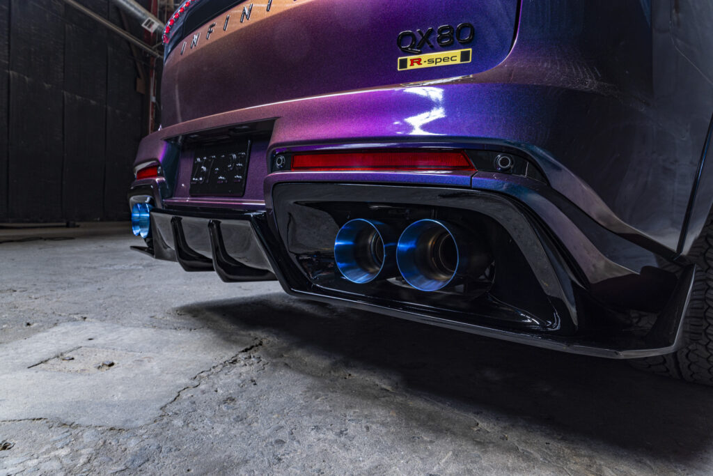 Infiniti Unveils 1,000 HP QX80 R-Spec As A Gigantic Tribute To The GT-R - Image 15